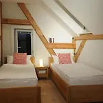 Gutshaus In Garz Hébergement de vacances Zicker